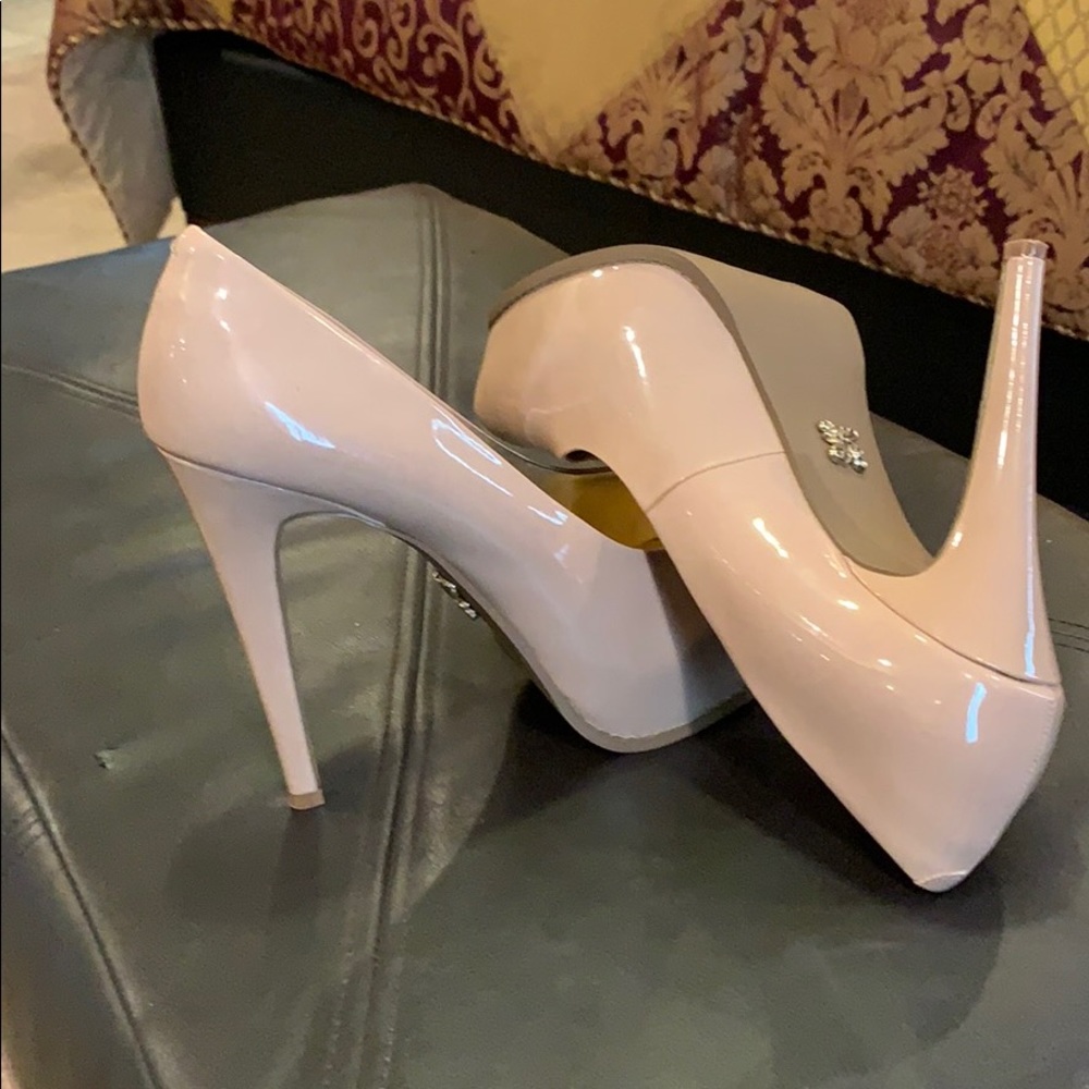 Stilettos with platform